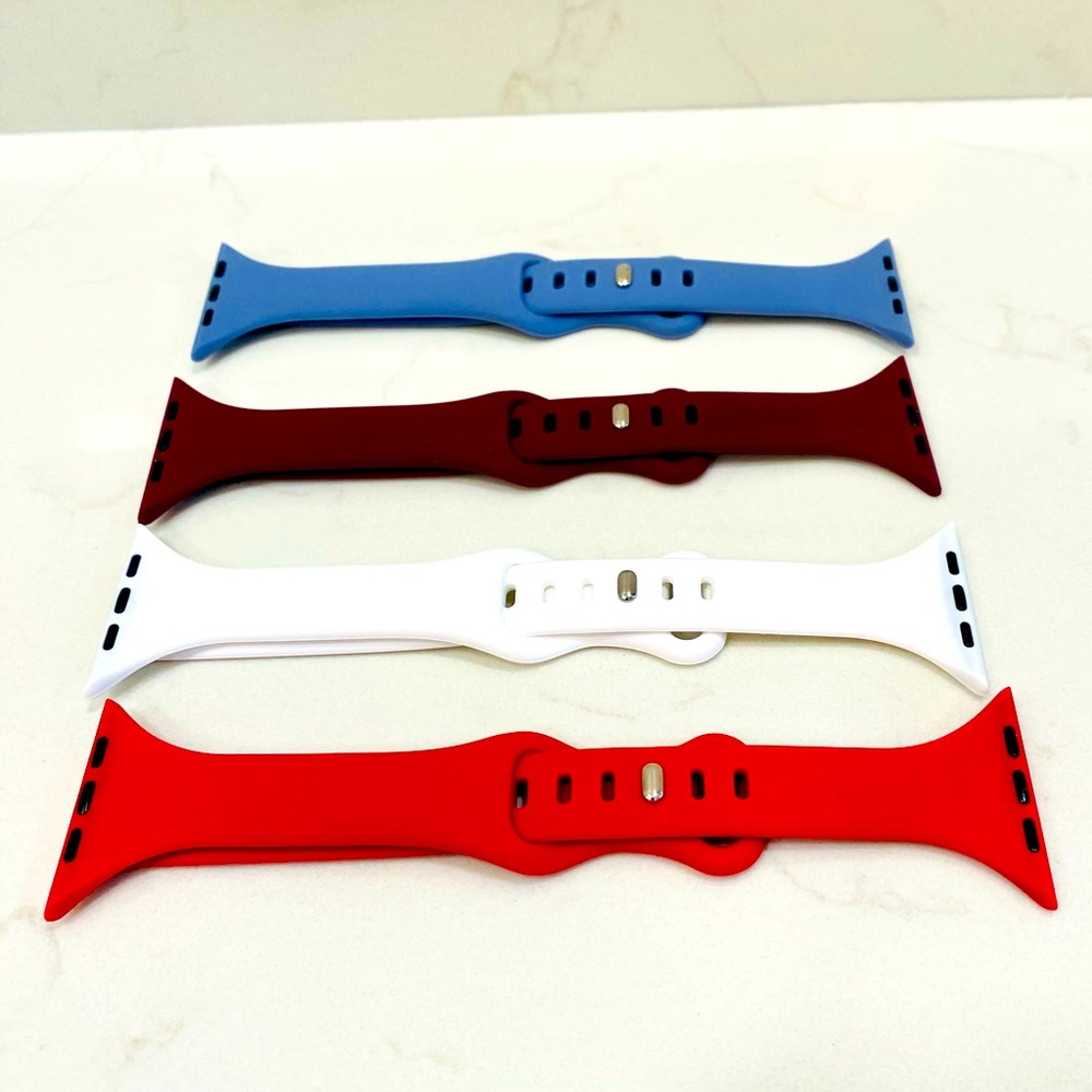 A pack of 4 Apple Watch band! Multi Colors 42/44mm